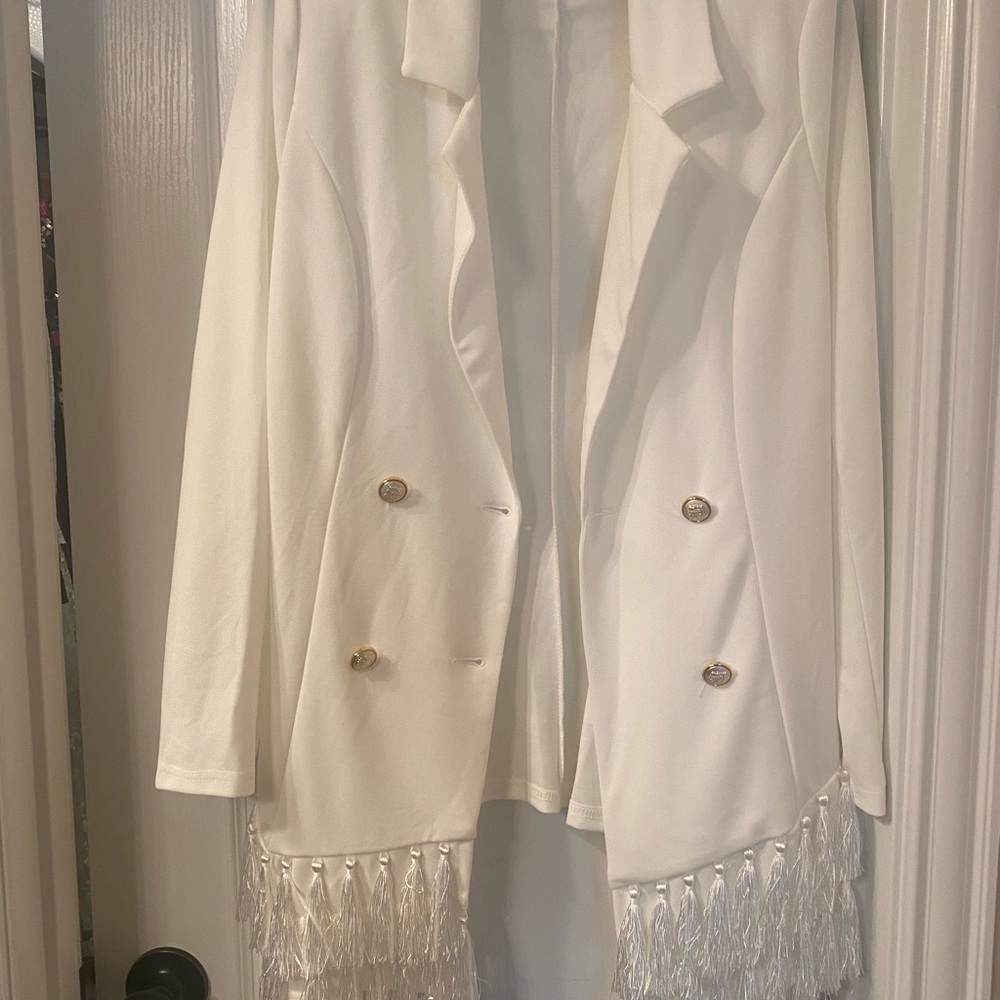 White Fringe Blazer Soft (L)